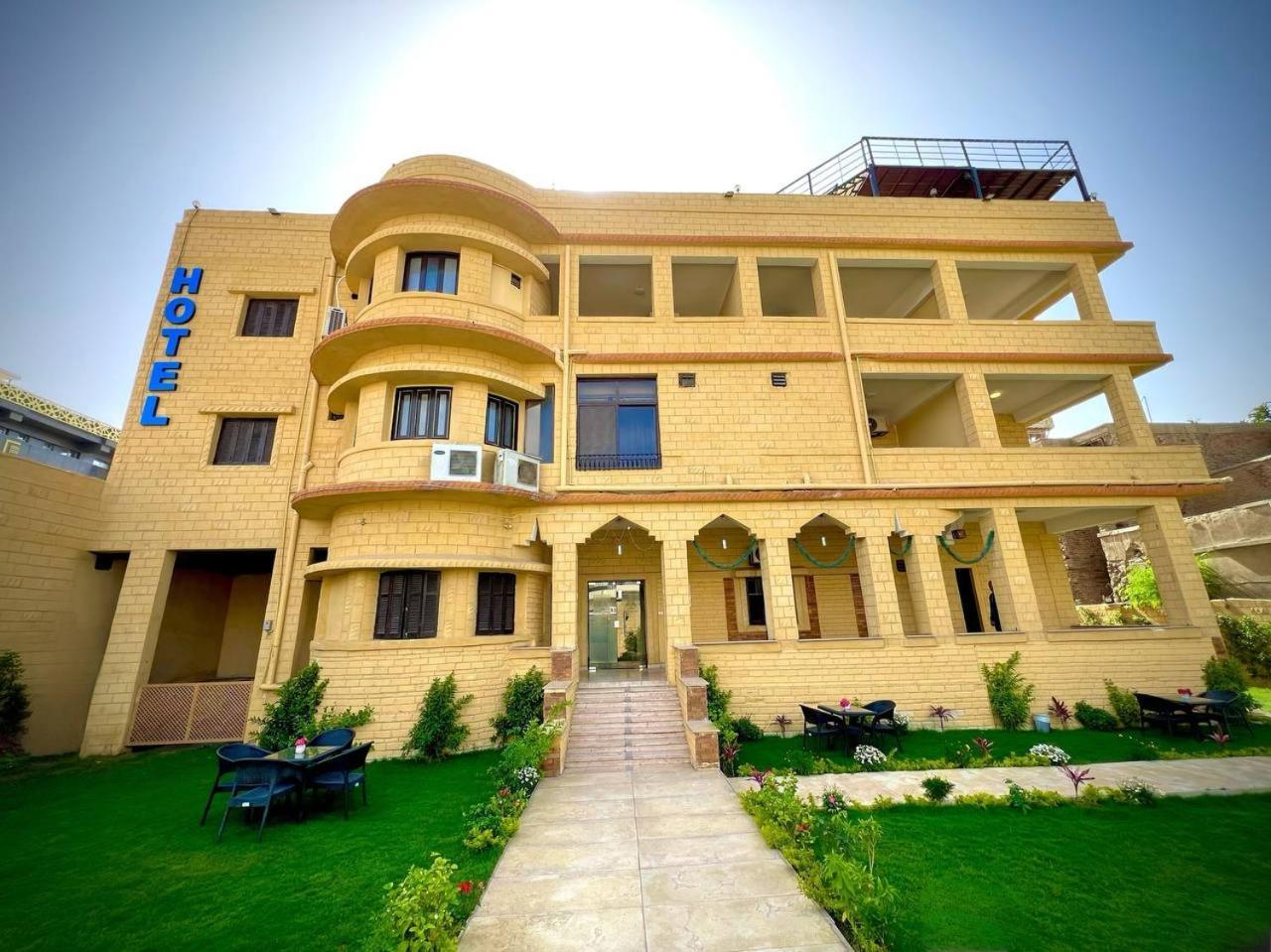 Turquoise Pyramids Gate Hotel City Centre Kafret el-Gabal Eksteriør bilde
